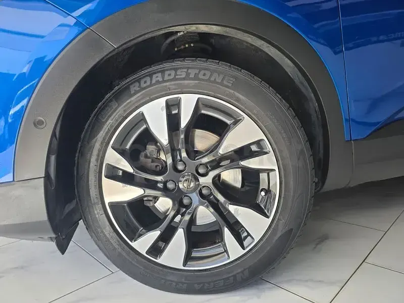 Usado Opel Grandland X Design Edition 130 CV (95 kW) 2018 Azul SUV