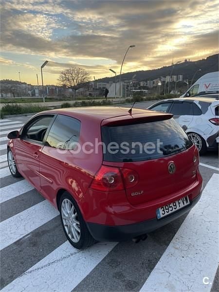 Usado VW Golf V GT 170 CV (125 kW) 2007 Rojo Berlina