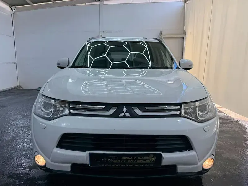 Usado Mitsubishi Outlander 150 CV (110 kW) 2014 Blanco SUV