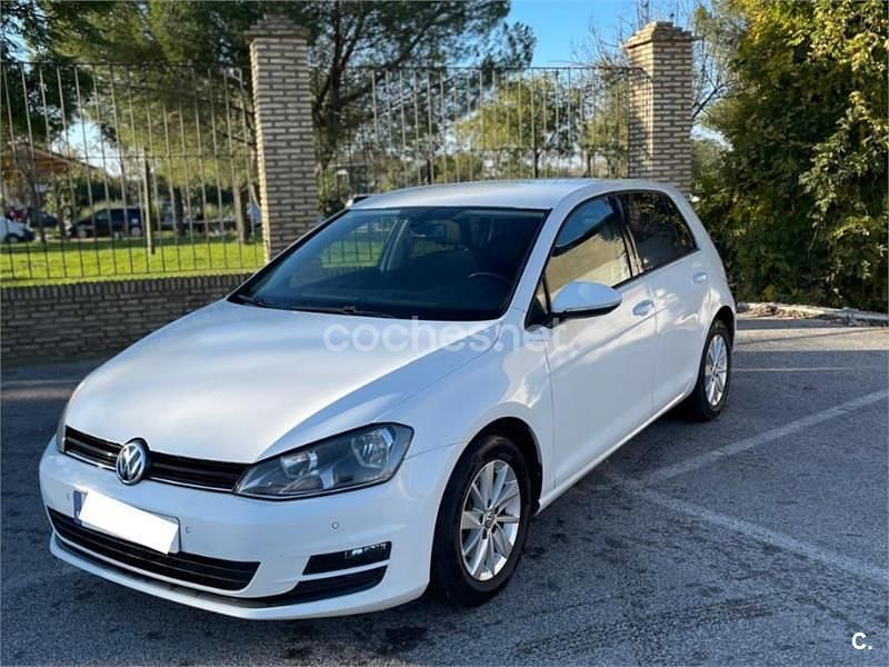 Blanco Usado 2013 VW Golf VII Berlina | 7400 € (Buen precio) - Imagen 1/4