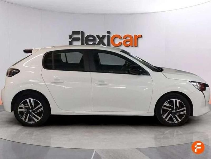 Usado Peugeot 208 Active 102 CV (75 kW) 2023 Blanco Utilitario