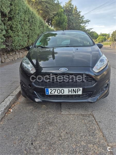 Usado Ford Fiesta Sport 125 CV (91 kW) 2013 Negro Utilitario