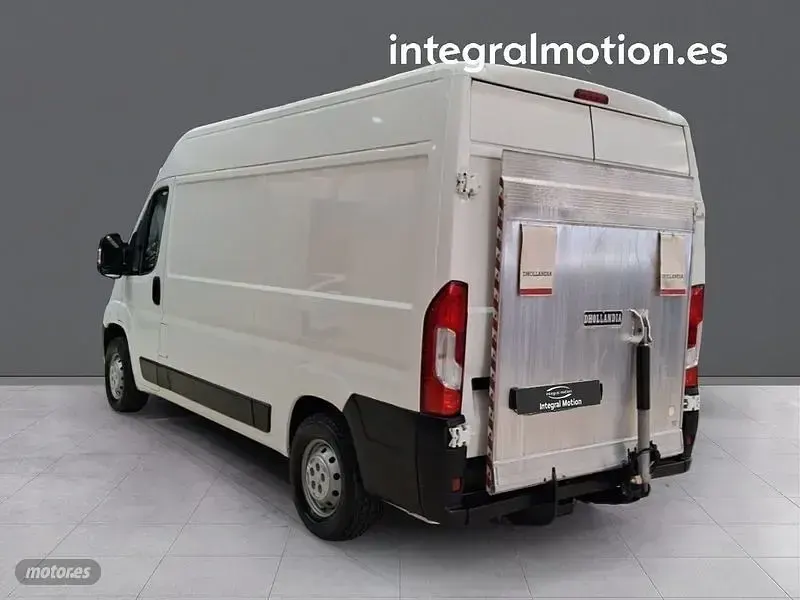 Usado Peugeot Boxer 131 CV (96 kW) 2018 Blanco Van