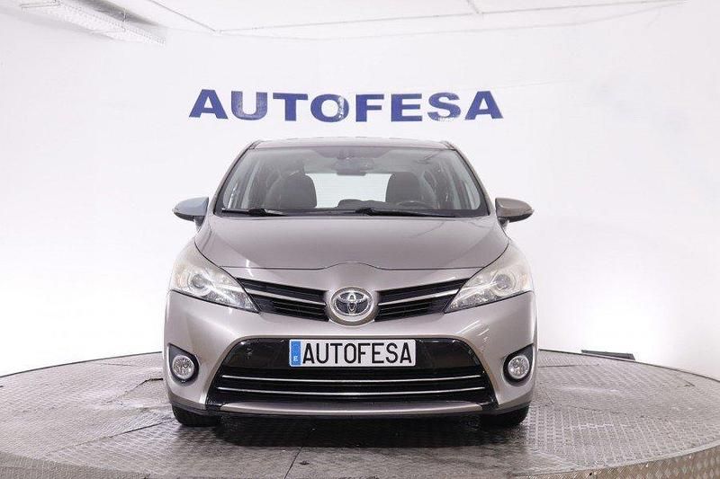 Usado Toyota Verso Advance 112 CV (82 kW) 2016 Gris grafito Monovolumen