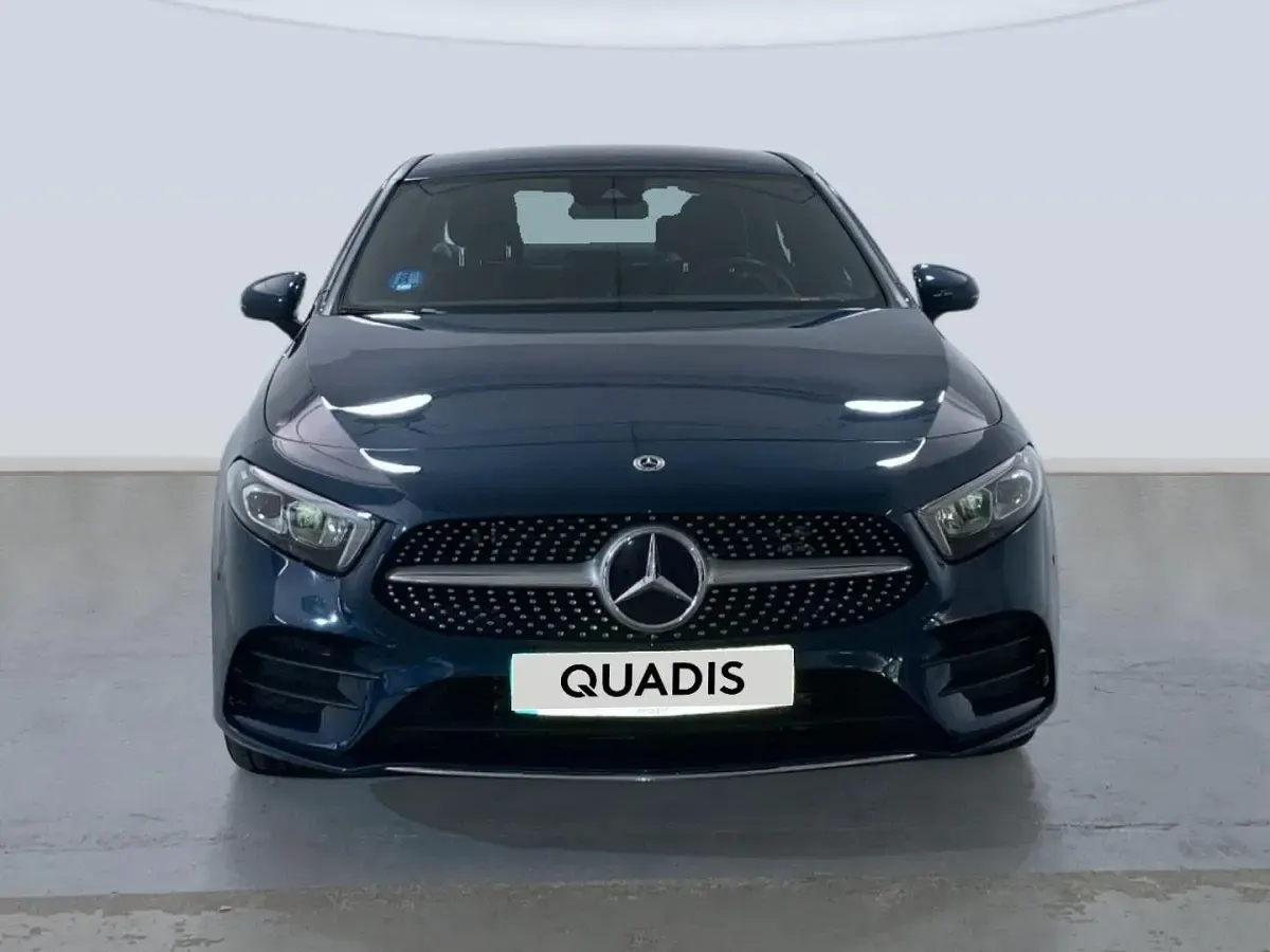 Usado Mercedes A250 218 CV (160 kW) 2022 Azul Berlina