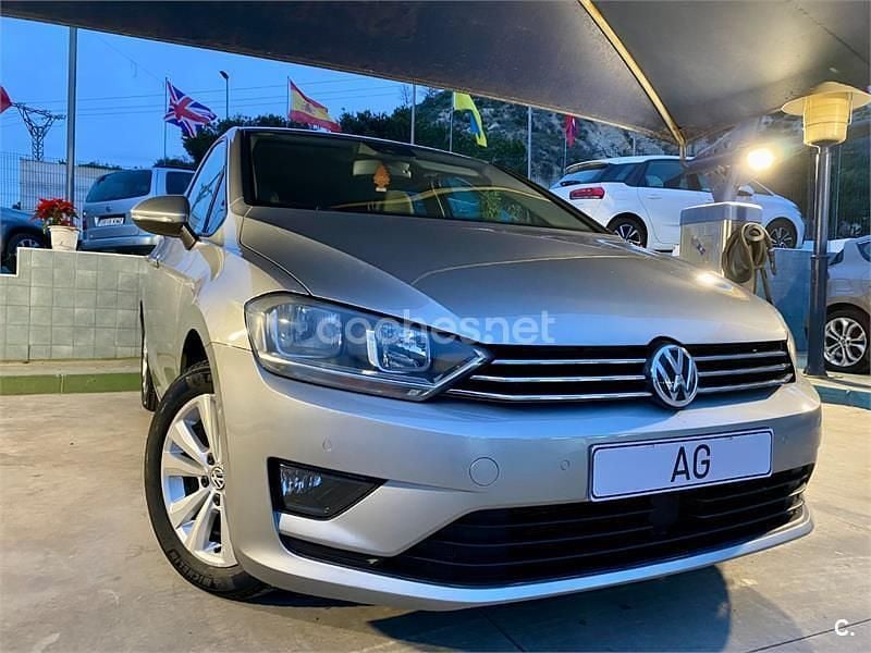 Gris / plata Usado 2014 VW Golf Sportsvan Advance Monovolumen | 11.500 € (Precio justo) - Imagen 1/4
