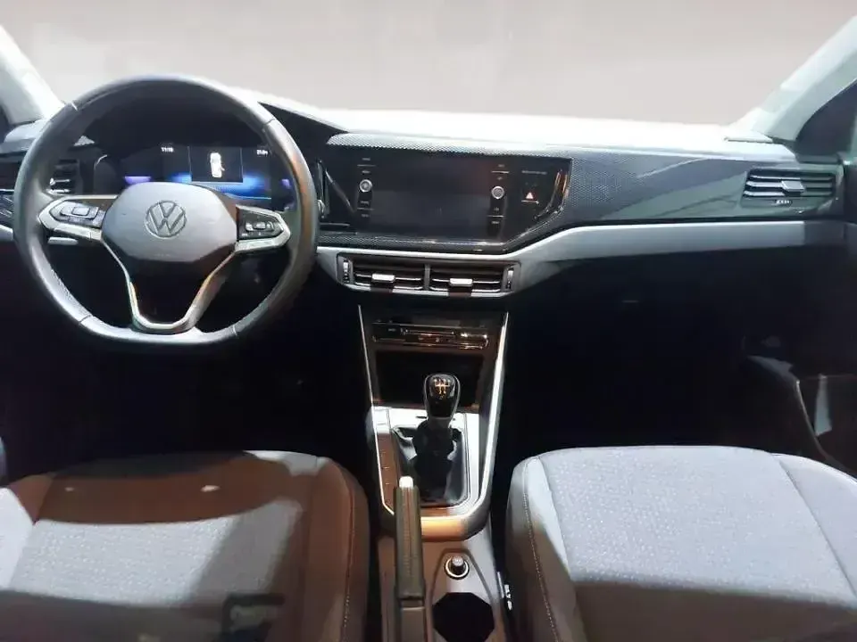 Usado VW Polo Life 95 CV (69 kW) 2022 Negro Berlina