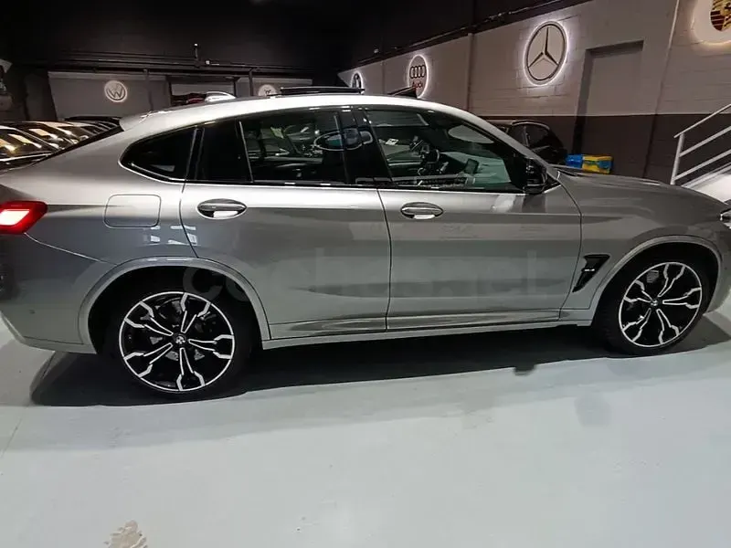 Usado BMW X4 M Comfort Edition 480 CV (353 kW) 2019 Gris / plata SUV