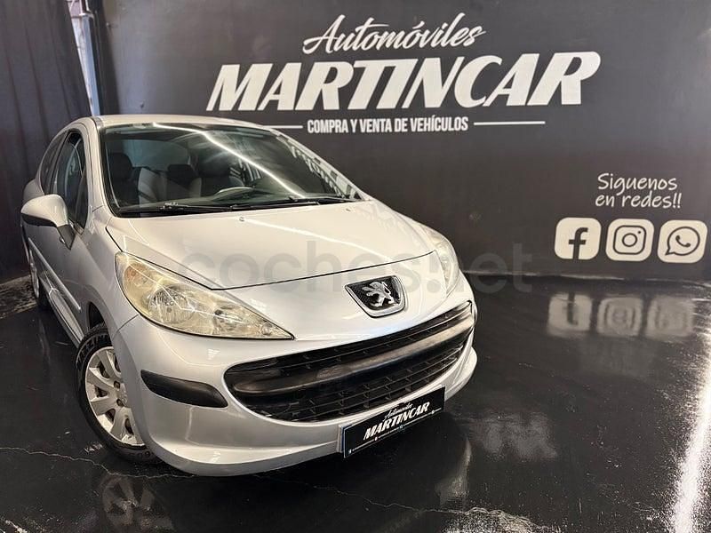 Usado Peugeot 207 70 CV (51 kW) 2007 Gris / plata Berlina
