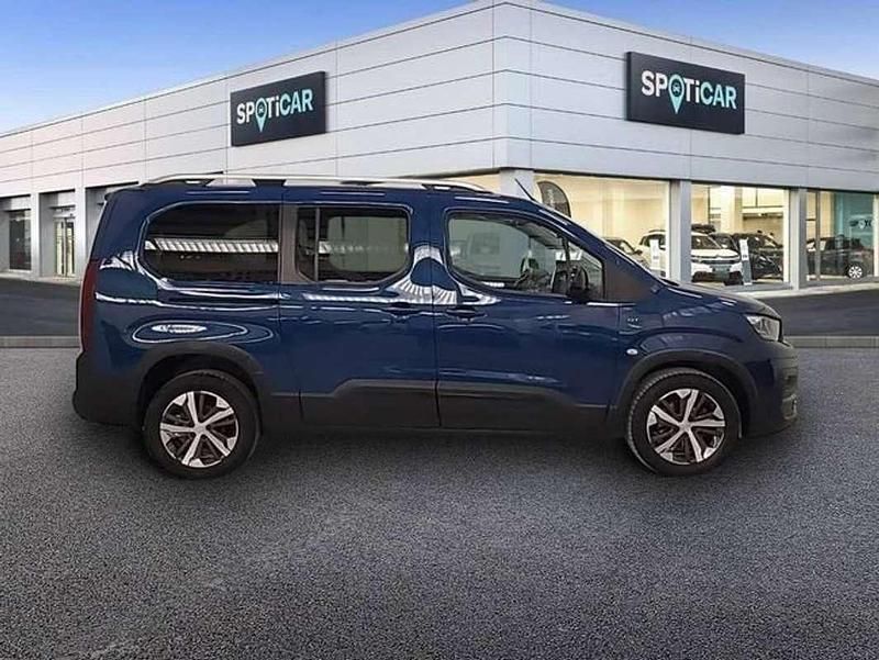 Usado Peugeot Rifter GT-line 131 CV (96 kW) 2021 Azul Monovolumen