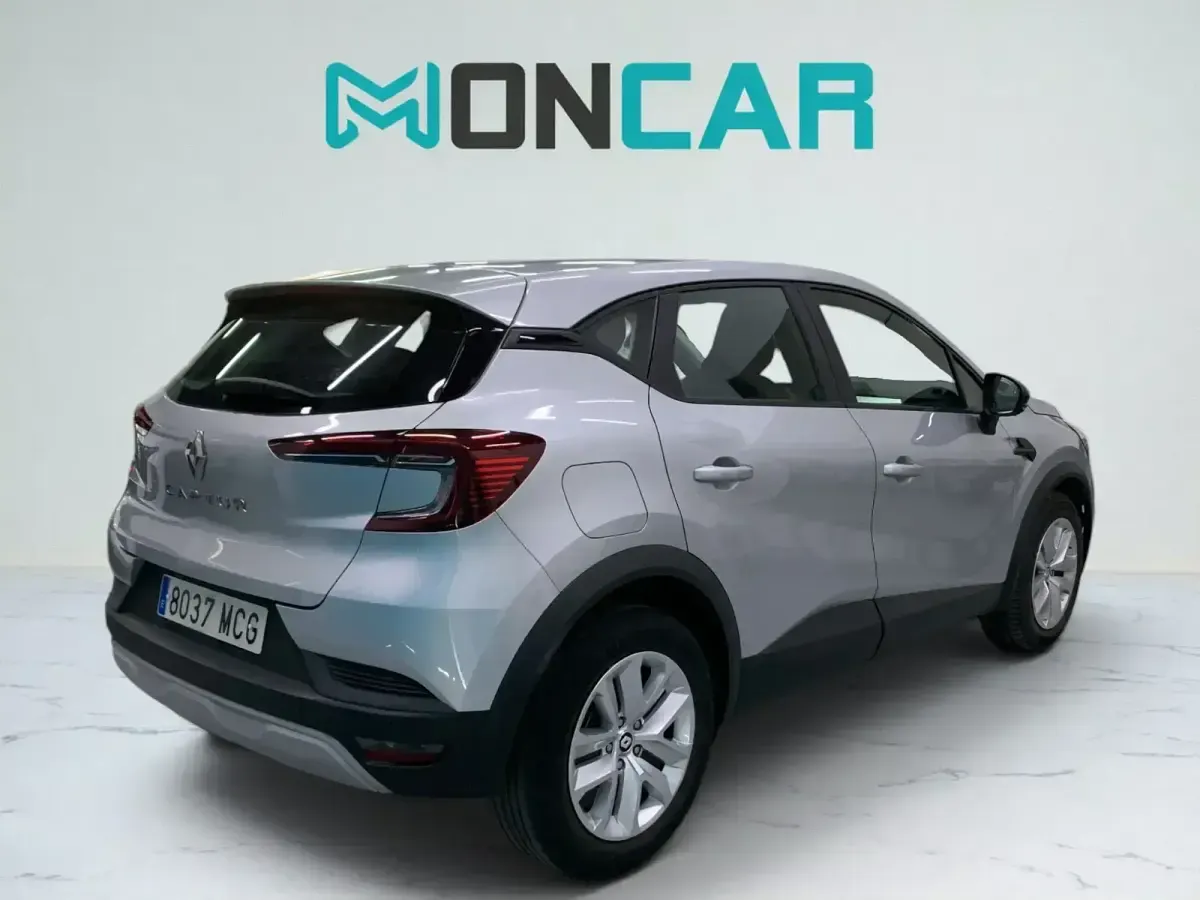 Usado Renault Captur Intens 90 CV (66 kW) 2022 Gris SUV