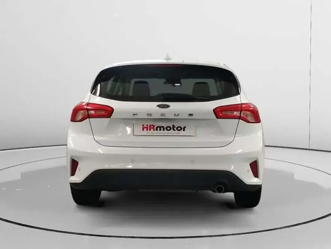 Usado Ford Focus Trend 95 CV (69 kW) 2019 Blanco Utilitario