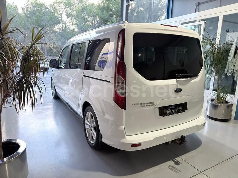 Usado Ford Grand Tourneo Connect Titanium 120 CV (88 kW) 2018 Blanco Monovolumen