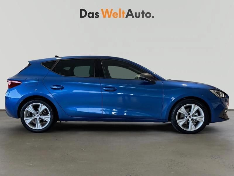 Usado Seat Leon FR 110 CV (80 kW) 2024 Azul