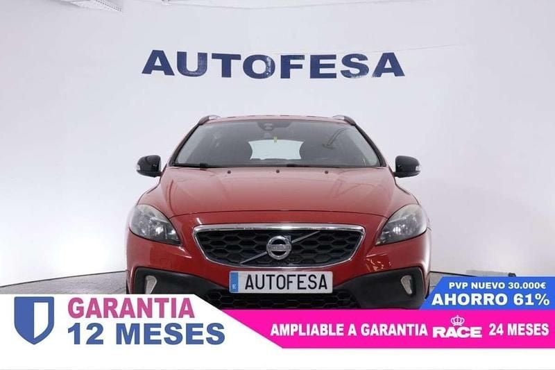 Usado Volvo V40 CC Kinetic 115 CV (84 kW) 2014 Rojo Familiar