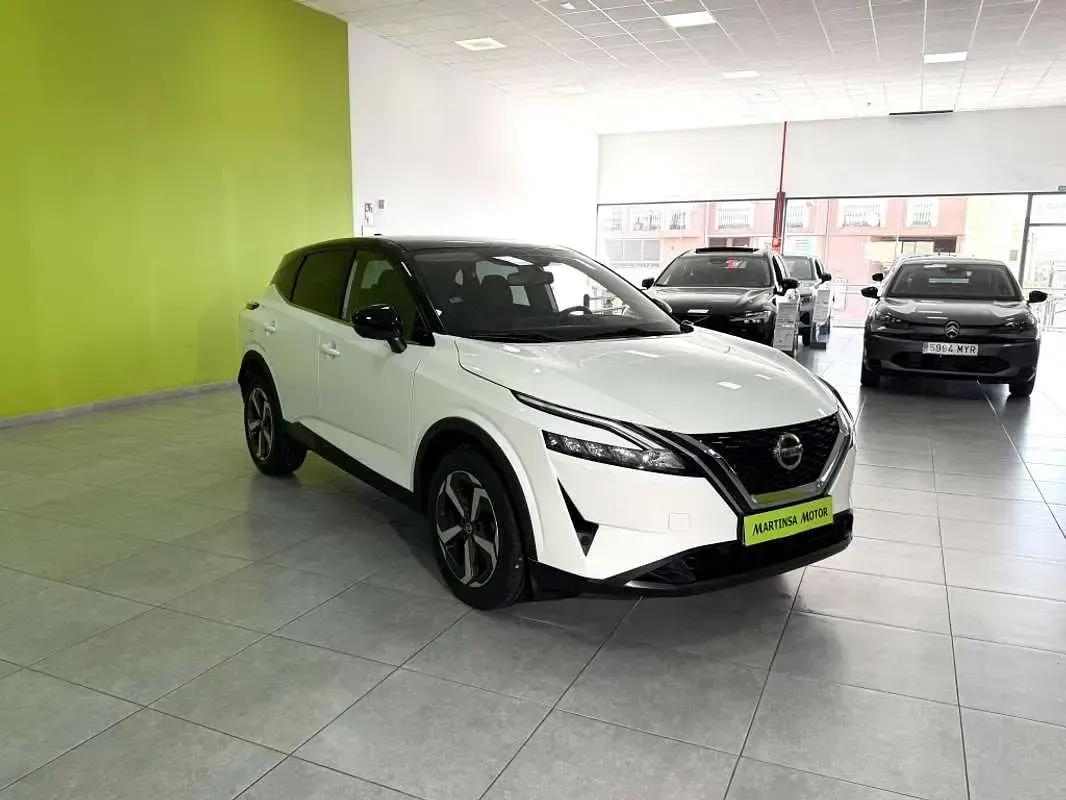 Usado Nissan Qashqai N-Connecta 140 CV (102 kW) 2022 Blanco SUV