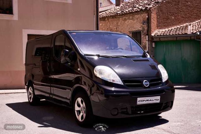 Negro Usado 2007 Nissan Primastar Monovolumen | 9500 € - Imagen 1/4