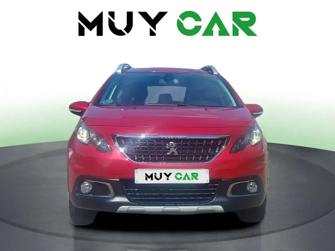 Usado Peugeot 2008 Allure 99 CV (72 kW) 2019 Rojo SUV