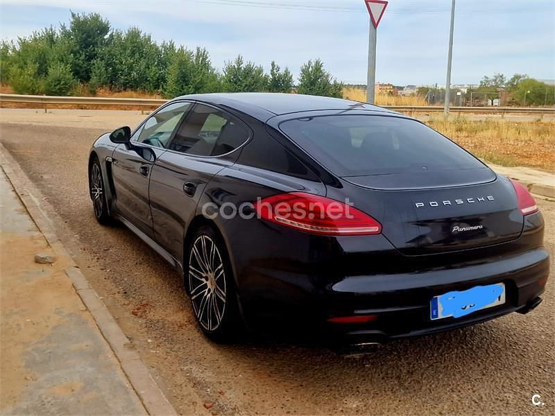 Usado Porsche Panamera 300 CV (220 kW) 2015 Negro Berlina