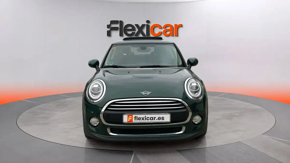 Usado Mini Cooper D 116 CV (85 kW) 2019 Verde Utilitario