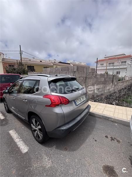 Gris / plata Usado 2015 Peugeot 2008 Allure SUV | 6990 € (Buen precio) - Imagen 1/4
