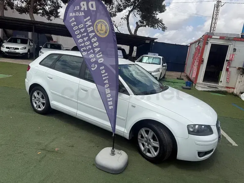 Usado Audi A3 Ambiente 140 CV (102 kW) 2008 Blanco Utilitario