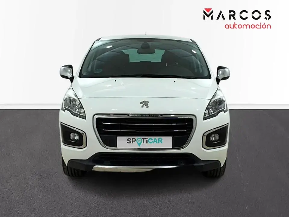 Usado Peugeot 3008 Style 120 CV (88 kW) 2016 Blanco Berlina