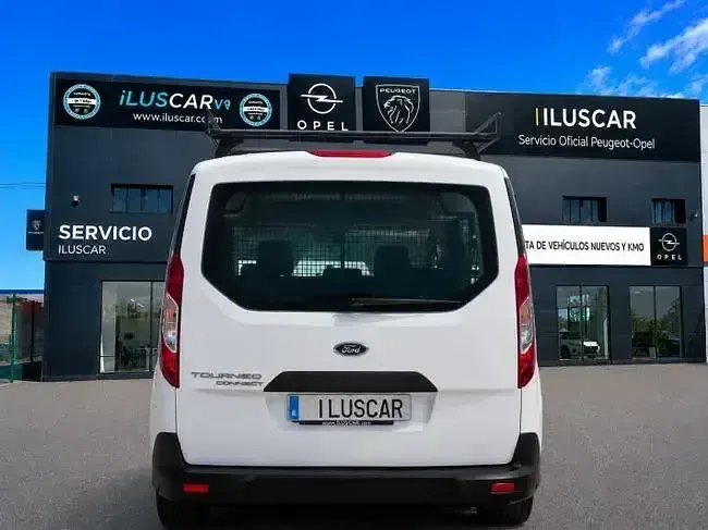 Usado Ford Tourneo Connect Trend 120 CV (88 kW) 2021 Blanco Monovolumen