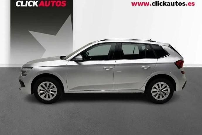Usado Skoda Kamiq Selection 115 CV (84 kW) 2025 Rojo SUV