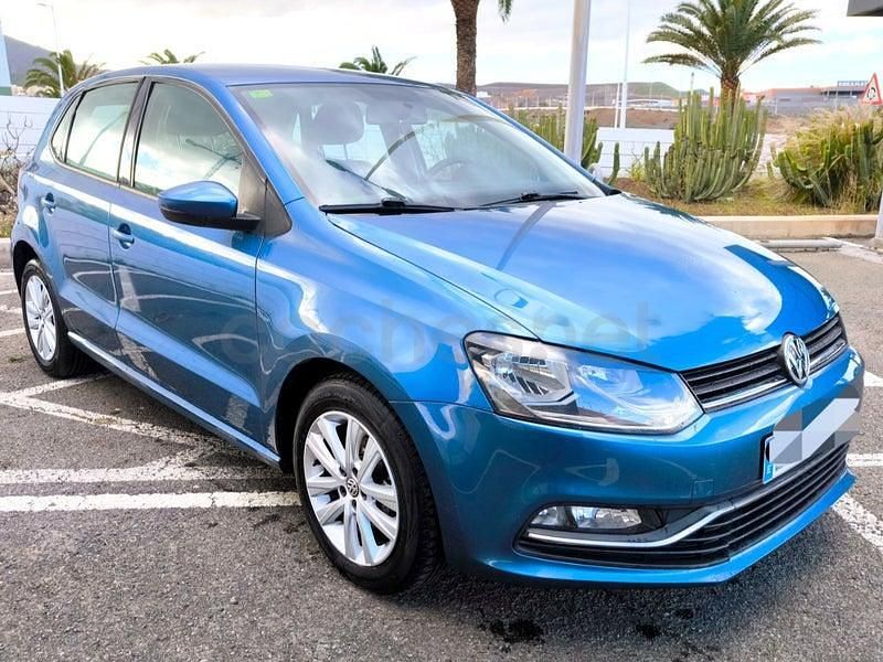 Usado VW Polo Advance 90 CV (66 kW) 2017 Azul Berlina