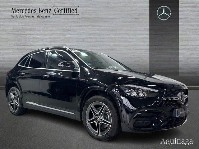 Usado Mercedes GLA250 AMG line 218 CV (160 kW) 2025 Negro noche SUV
