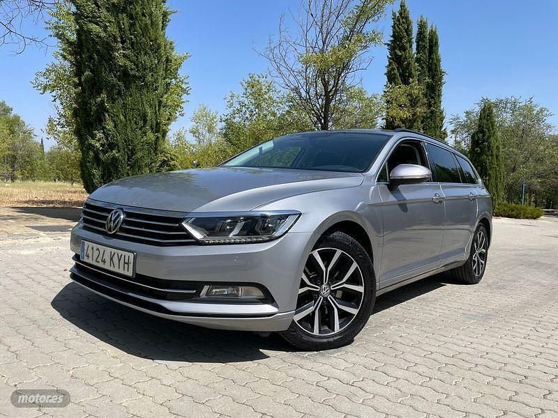 Plateado Usado 2019 VW Passat Advance Familiar | 12.990 € (Super precio) - Imagen 1/4