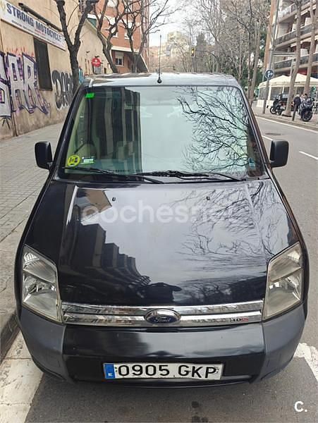 Usado Ford Tourneo Connect Trend 115 CV (84 kW) 2013 Negro Monovolumen