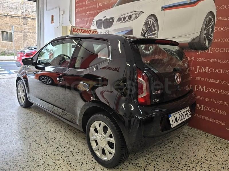 Usado VW up! Beats 75 CV (55 kW) 2017 Negro Utilitario