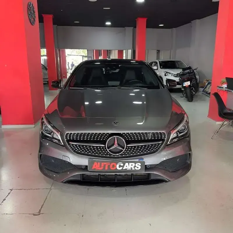 Käytetty Mercedes CLA220 Shooting Brake 170 HP (125 kW) 2018 Harmaa Farmari