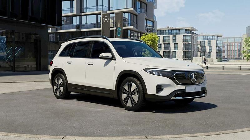 Usado Mercedes EQB250 Electric Art 139 kW (190 CV) 2023 Blanco polar  pintura unicolor SUV