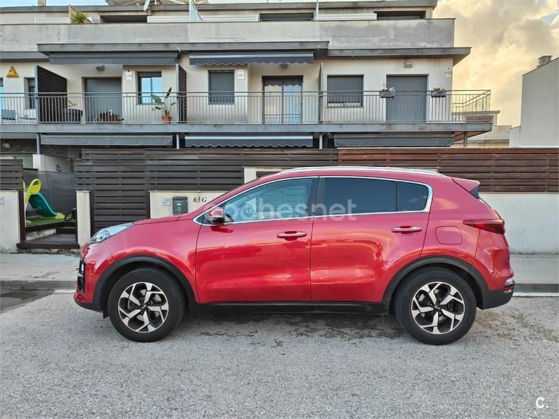 Usado Kia Sportage 132 CV (97 kW) 2018 Granate SUV