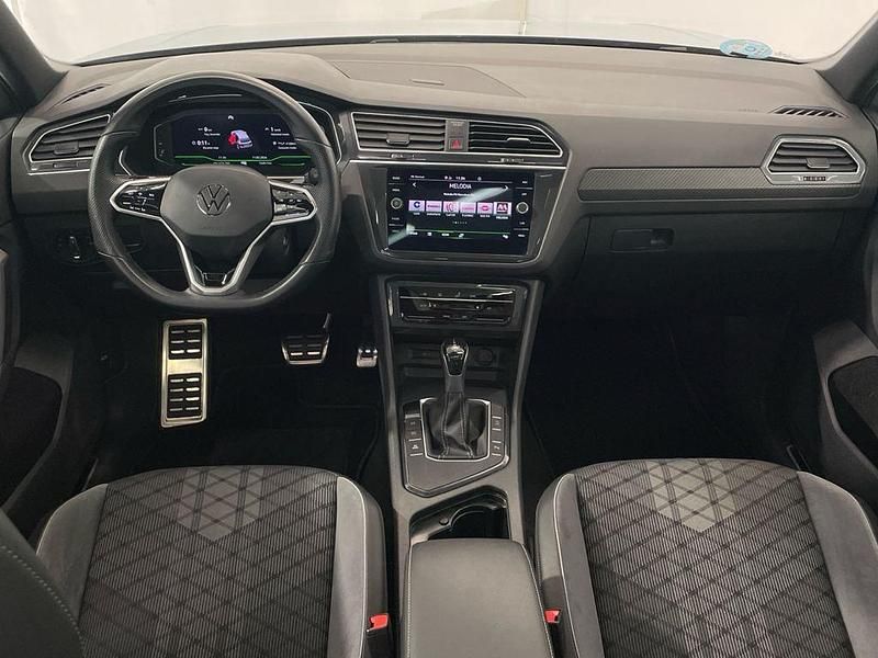Usado VW Tiguan R-line 150 CV (110 kW) 2021 Gris SUV