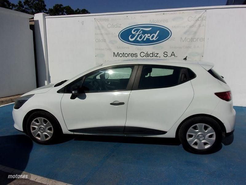 Usado Renault Clio IV Expression 75 CV (55 kW) 2015 Blanco Berlina