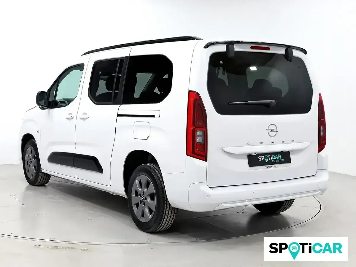 Usado Opel Combo S 131 CV (96 kW) 2024 Blanco Monovolumen