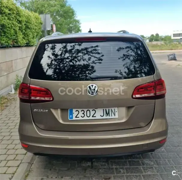 Begagnad VW Sharan Advance 150 HK (110 kW) 2016 Beige Minibuss