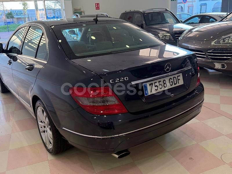 Usado Mercedes C220 Avantgarde 170 CV (125 kW) 2008 Azul Berlina