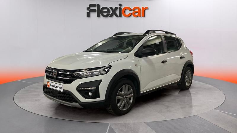 Usado Dacia Sandero Essentiel 91 CV (66 kW) 2022 Blanco Berlina