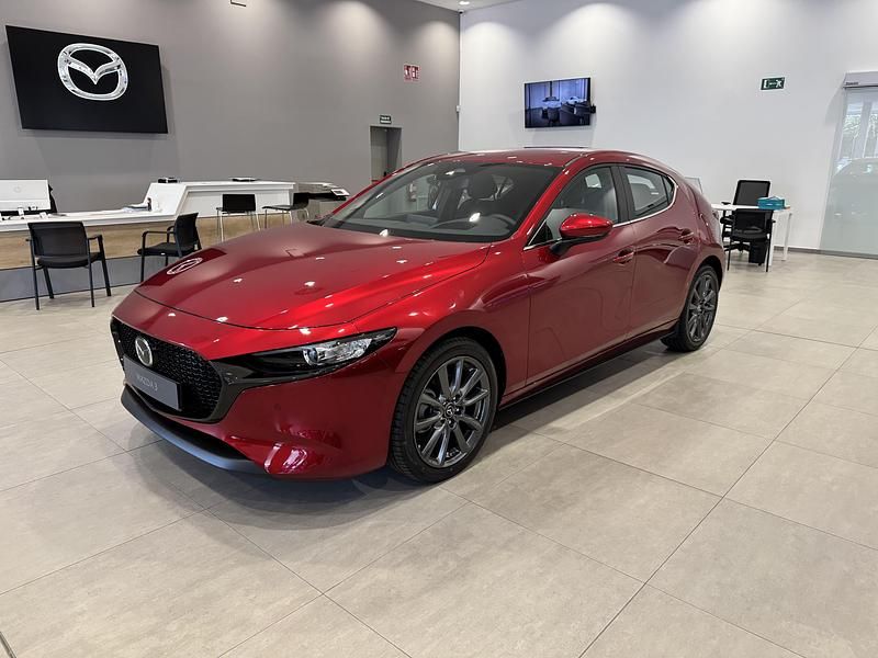 Nuevo Mazda 3 Center-Line 140 CV (102 kW) 2025 Rojo Berlina