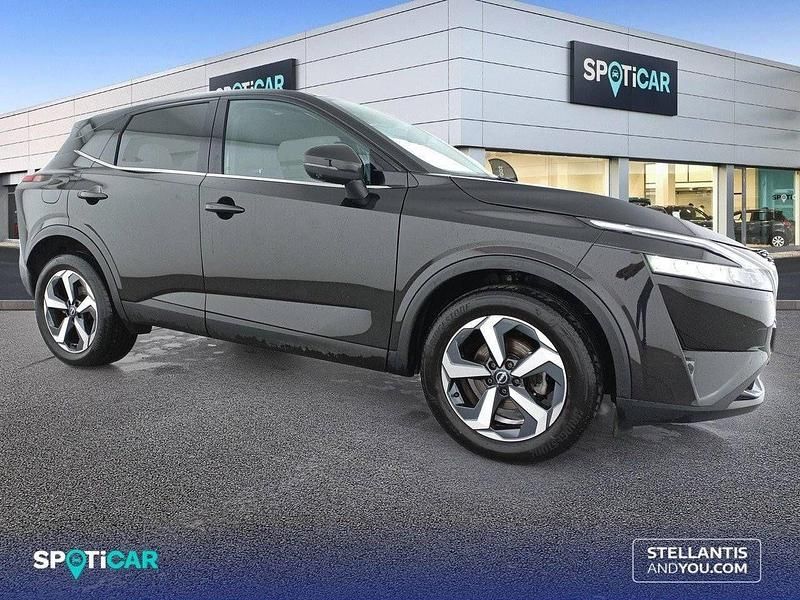 Usado Nissan Qashqai N-Connecta 140 CV (102 kW) 2024 Negro SUV