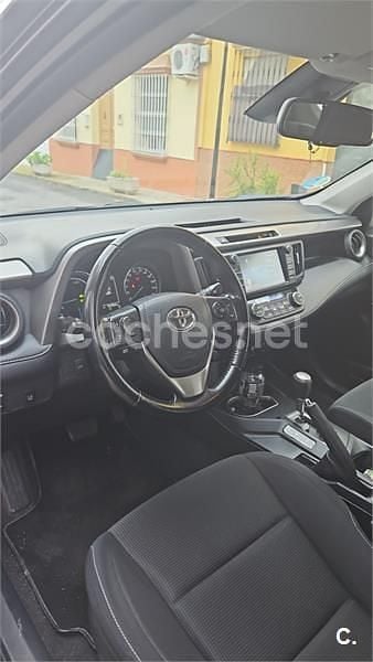 Usado Toyota RAV4 Hybrid Advance 197 CV (144 kW) 2016 Gris / plata SUV