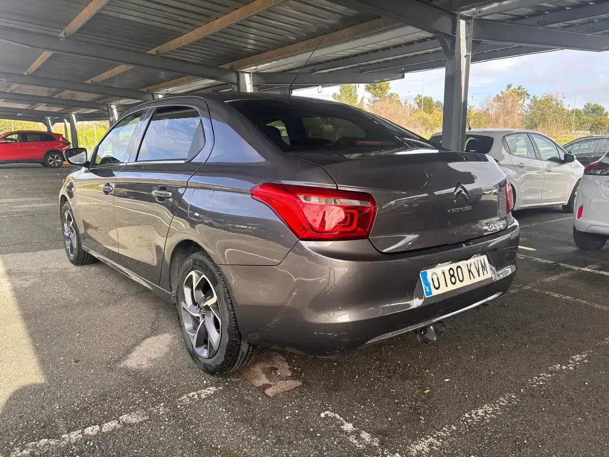 Usado Citroën C-Elysee I PureTech 82 CV (60 kW) 2019 Gris Berlina