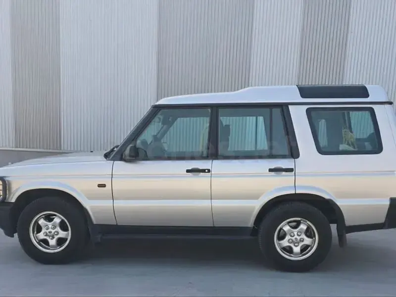 Usado Land Rover Discovery S 138 CV (101 kW) 2001 Gris / plata SUV