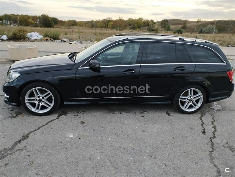 Usado Mercedes C180 Elegance 156 CV (114 kW) 2012 Negro Familiar