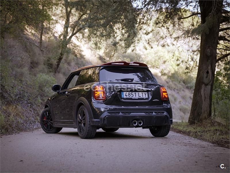 Usado Mini John Cooper Works 231 CV (169 kW) 2021 Negro Utilitario